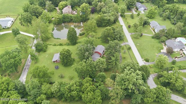 2400 Anchor Way, Anchorage, KY 40223