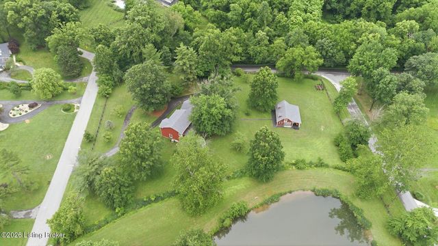 2400 Anchor Way, Anchorage, KY 40223