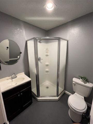 8209 Happy Trail, Alvarado, TX 76009