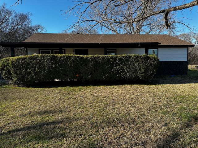8209 Happy Trail, Alvarado, TX 76009