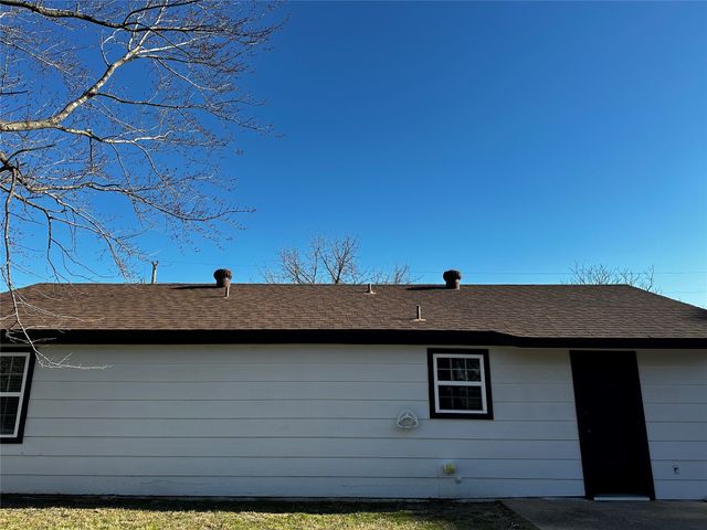 8209 Happy Trail, Alvarado, TX 76009