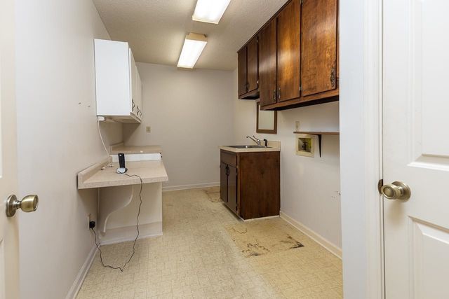 9368 ROCKY HILLS DR, Cordova, TN 38018