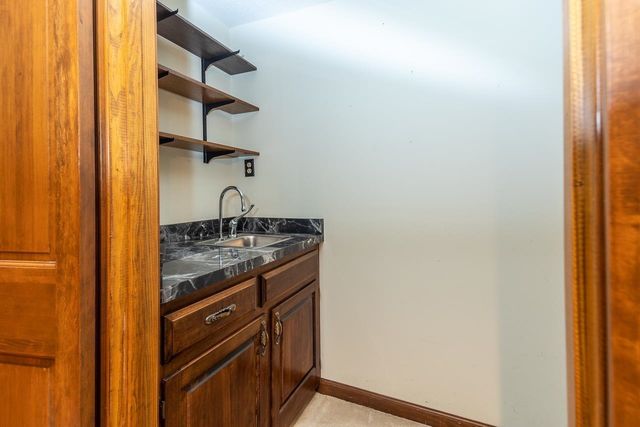 9368 ROCKY HILLS DR, Cordova, TN 38018