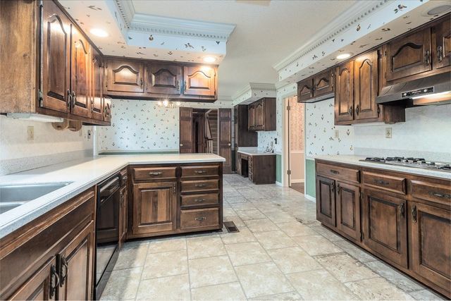 9368 ROCKY HILLS DR, Cordova, TN 38018