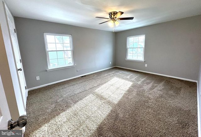 111 FRANKLIN COURT, North Wales, PA 19454