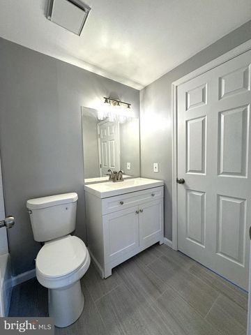 111 FRANKLIN COURT, North Wales, PA 19454