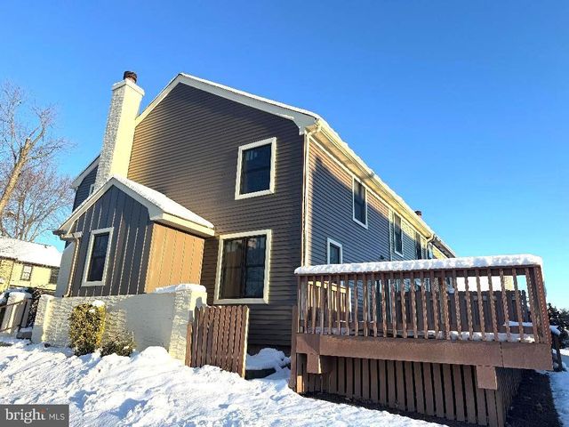 111 FRANKLIN COURT, North Wales, PA 19454