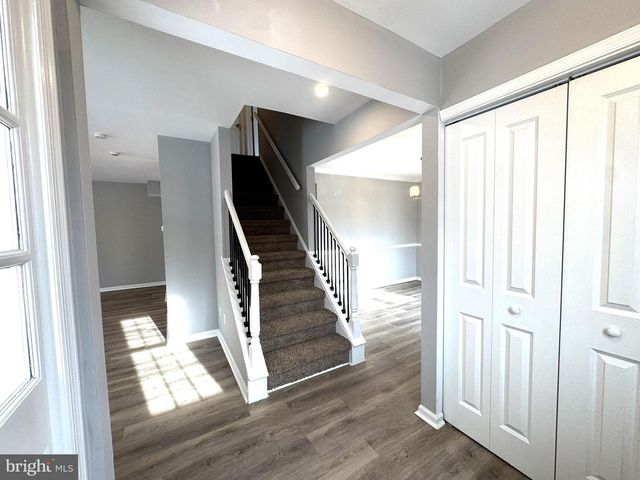 111 FRANKLIN COURT, North Wales, PA 19454