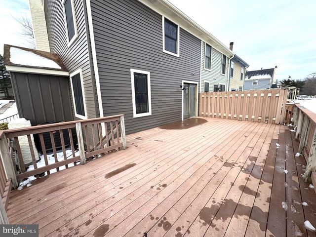 111 FRANKLIN COURT, North Wales, PA 19454