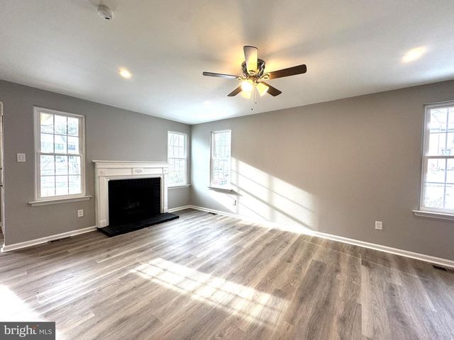 111 FRANKLIN COURT, North Wales, PA 19454