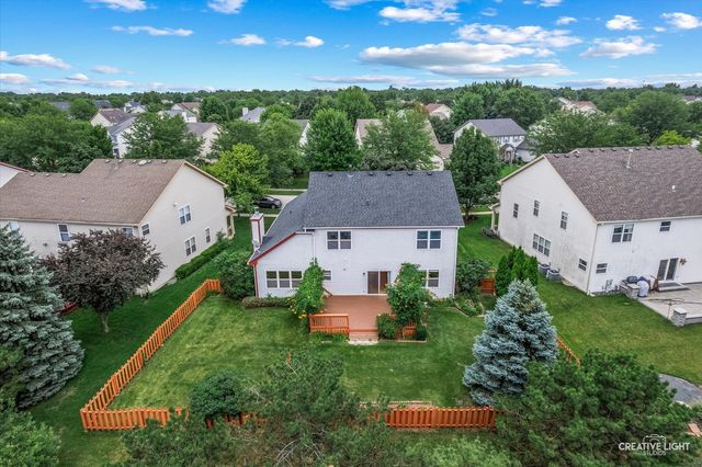 2530 Biltmore Circle, Aurora, IL 60503