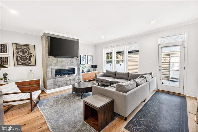 615 BLANDWOOD RD, Frederick, MD 21701