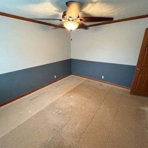 416 Crooks School Rd, Hanover Twp, PA 15026