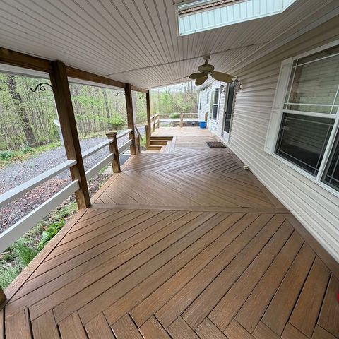416 Crooks School Rd, Hanover Twp, PA 15026