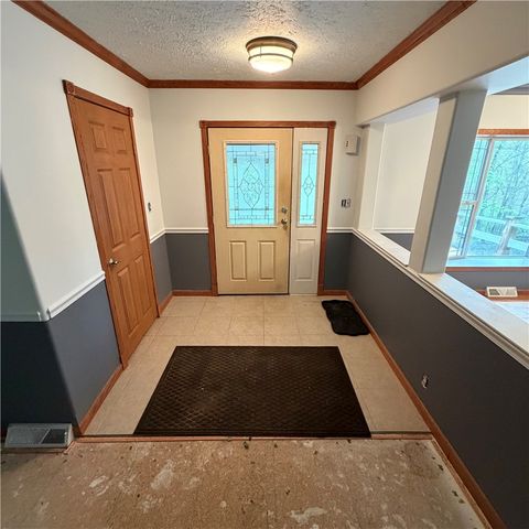 416 Crooks School Rd, Hanover Twp, PA 15026