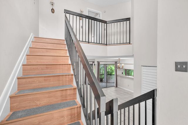 341 NW 36th Avenue, Deerfield Beach, FL 33442