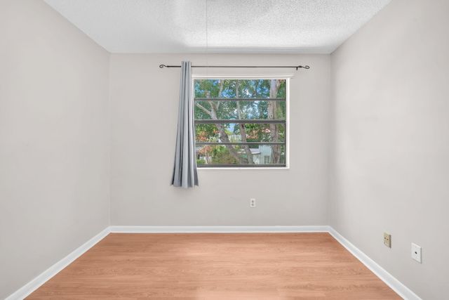 341 NW 36th Avenue, Deerfield Beach, FL 33442