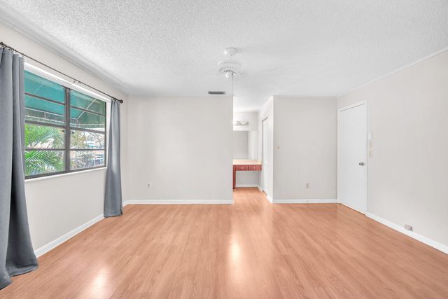 341 NW 36th Avenue, Deerfield Beach, FL 33442