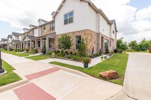 6569 Northern Dancer Drive, North Richland Hills, TX 76180