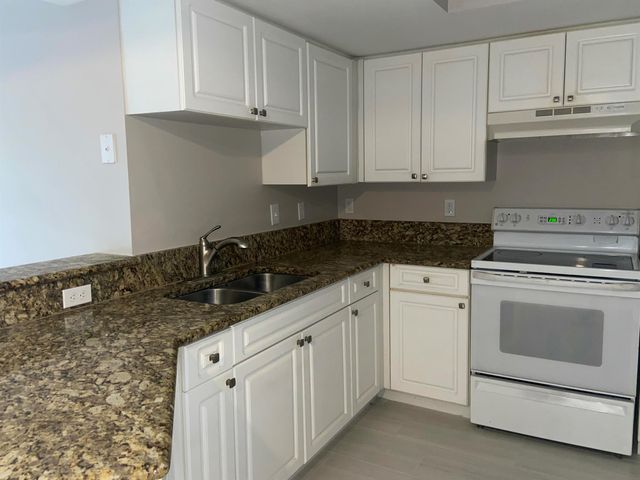 1600 Crestwood Court S 1603, Royal Palm Beach, FL 33411