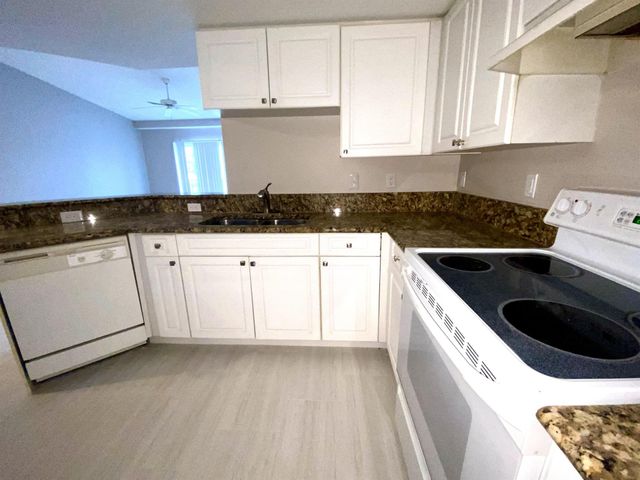 1600 Crestwood Court S 1603, Royal Palm Beach, FL 33411