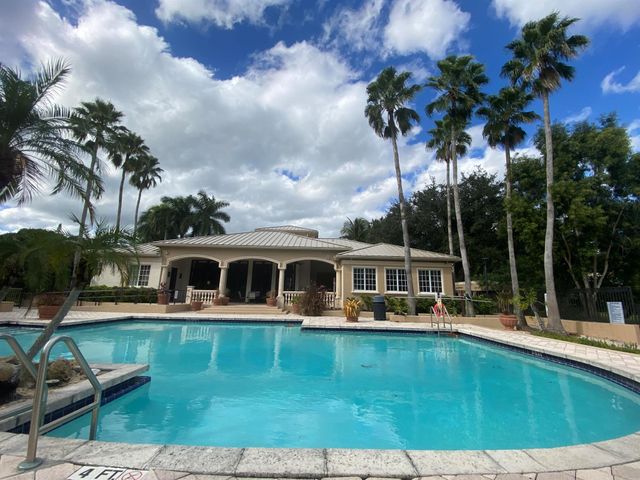 1600 Crestwood Court S 1603, Royal Palm Beach, FL 33411