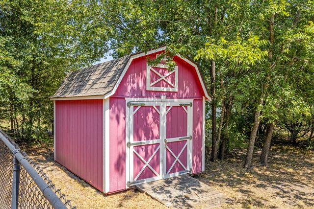 301 Reagan Court, Royse City, TX 75189