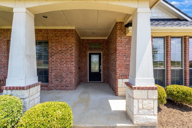 301 Reagan Court, Royse City, TX 75189
