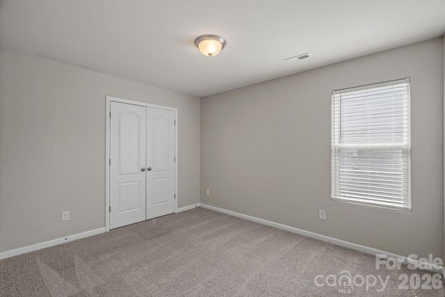 8226 Paw Valley Lane, Charlotte, NC 28214