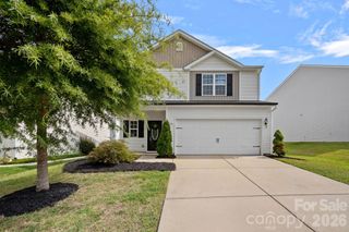 8226 Paw Valley Lane, Charlotte, NC 28214
