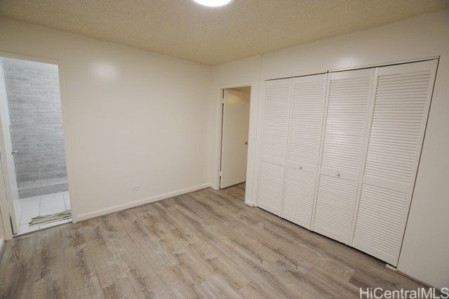 1120 Hassinger Street 107, Honolulu, HI 96822