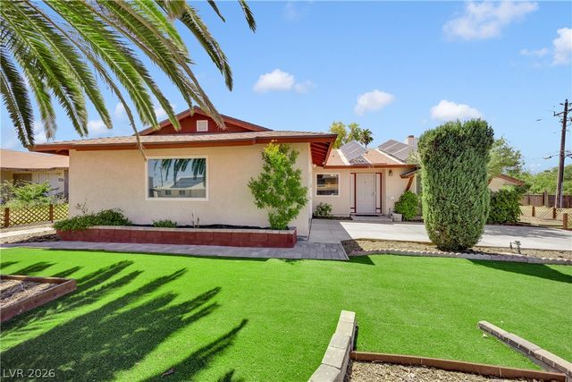1825 Shadow Mountain Place, Las Vegas, NV 89108