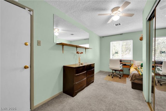 1825 Shadow Mountain Place, Las Vegas, NV 89108