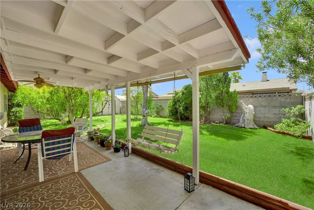 1825 Shadow Mountain Place, Las Vegas, NV 89108