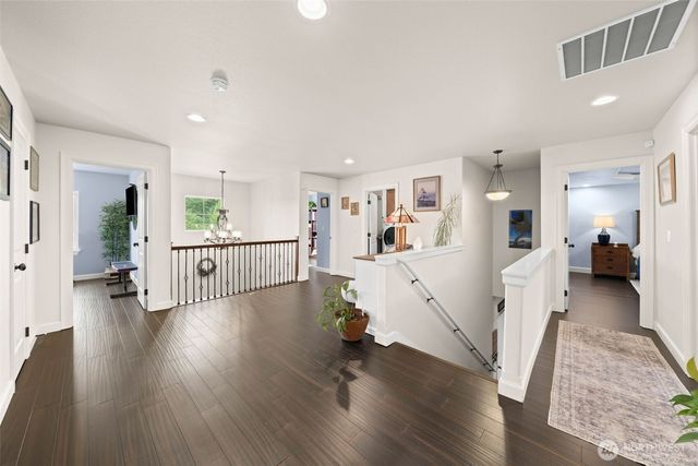2010 30th Street Ct SE, Puyallup, WA 98372