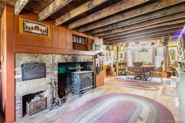 1250 Route 171, Woodstock, CT 06281