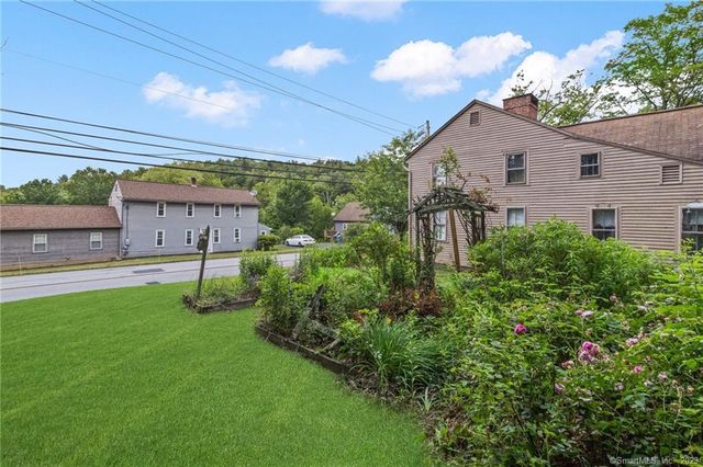 1250 Route 171, Woodstock, CT 06281