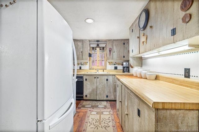 1250 Route 171, Woodstock, CT 06281