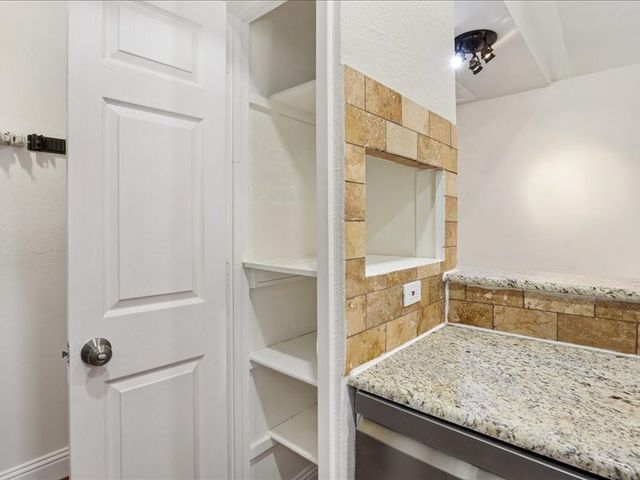 7045 Shadow Bend Drive, Fort Worth, TX 76137