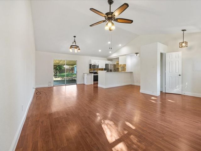 7045 Shadow Bend Drive, Fort Worth, TX 76137