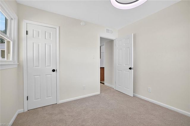 928 Redwood CIR, Virginia Beach, VA 23464