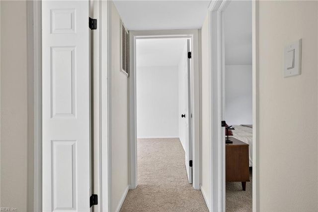 928 Redwood CIR, Virginia Beach, VA 23464
