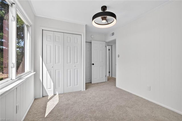 928 Redwood CIR, Virginia Beach, VA 23464