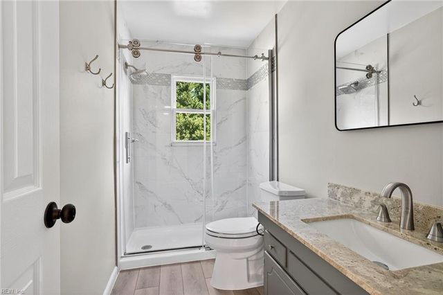 928 Redwood CIR, Virginia Beach, VA 23464