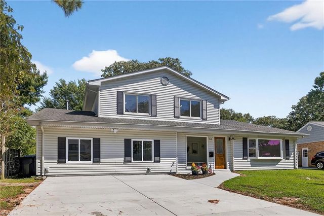 928 Redwood CIR, Virginia Beach, VA 23464