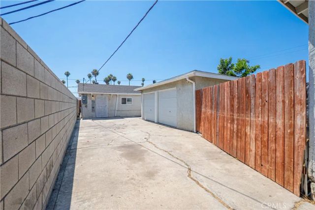 1627 Broad Avenue, Wilmington, CA 90744