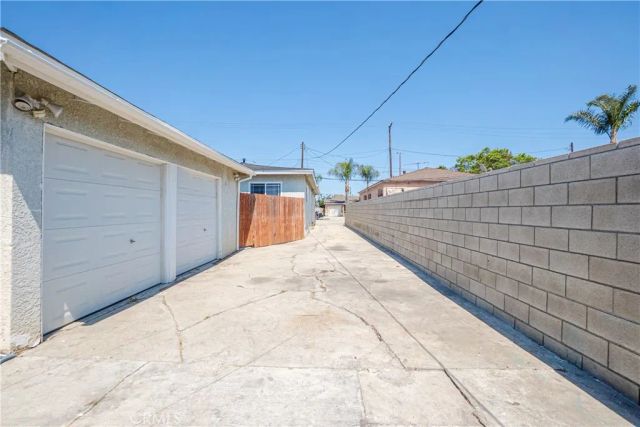 1627 Broad Avenue, Wilmington, CA 90744