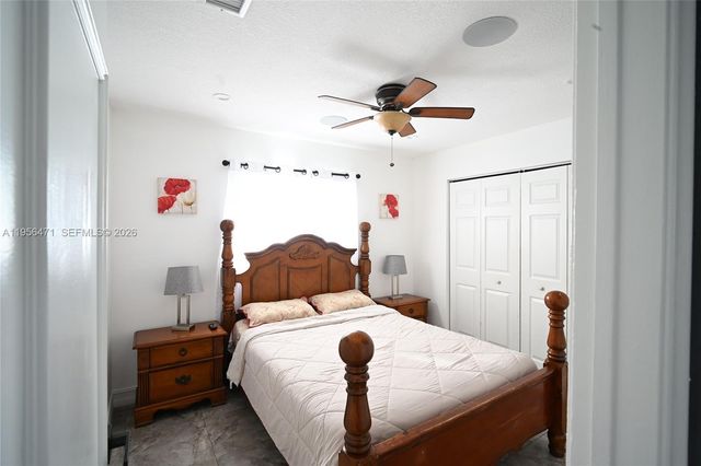 7105 SW 3rd Ct, North Lauderdale, FL 33068