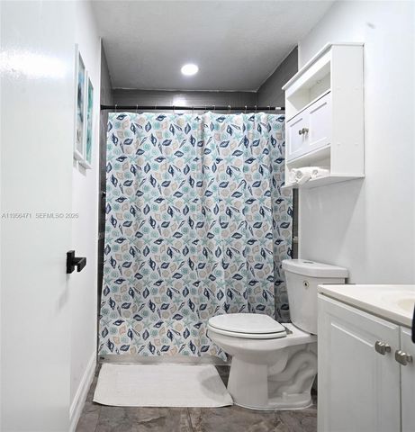 7105 SW 3rd Ct, North Lauderdale, FL 33068