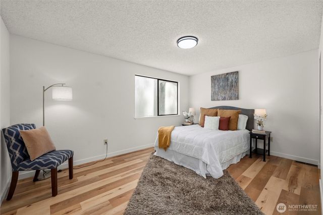 27243 33rd Place S, Kent, WA 98032